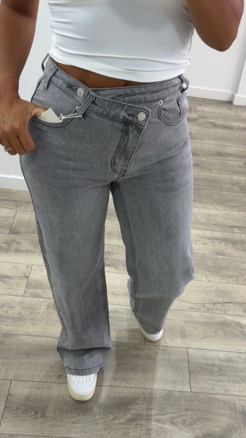 Jeans croisé gris