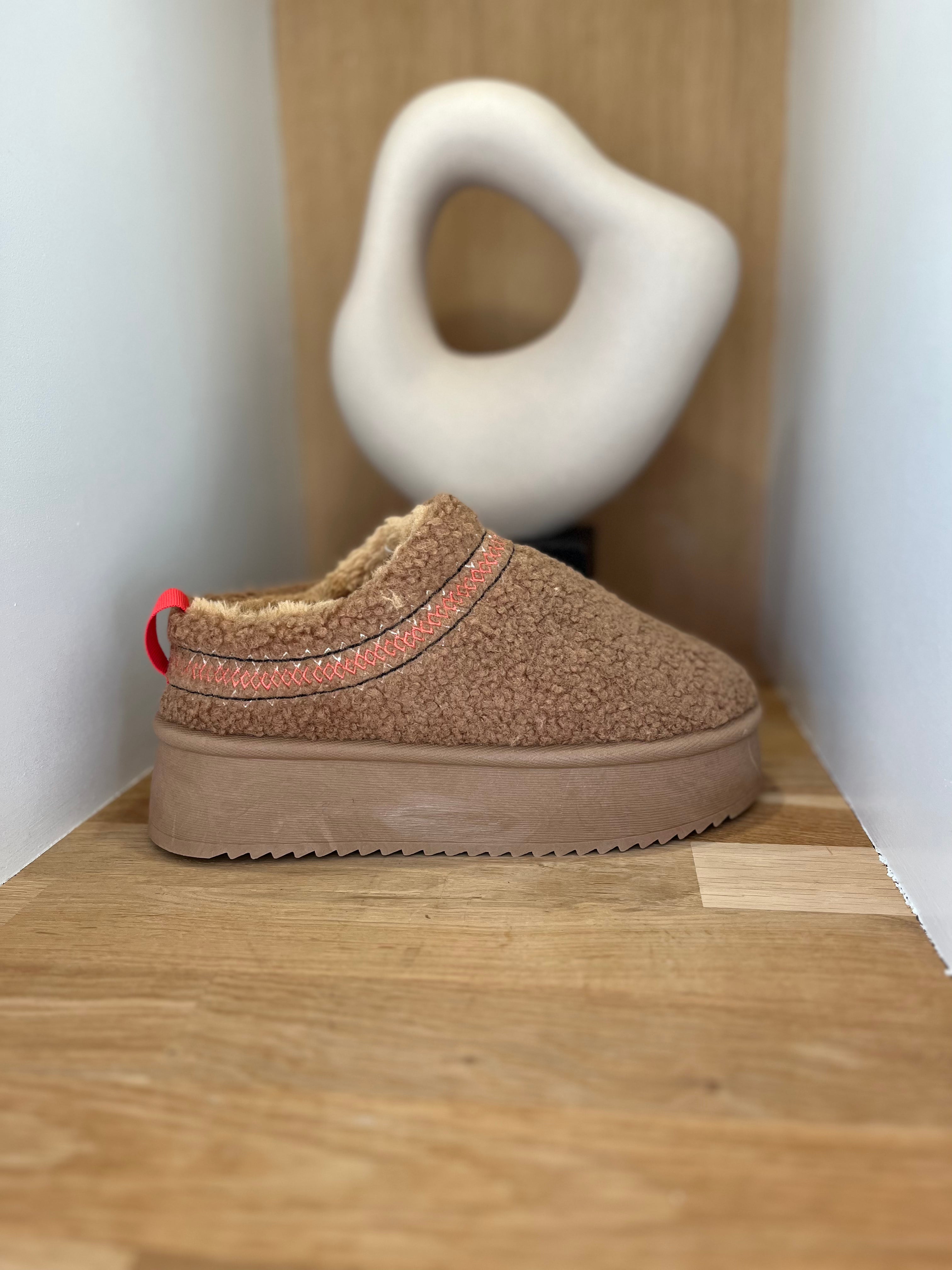 Ugg laine bouclé Camel