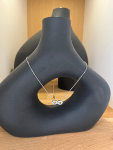 Collier infini argenté