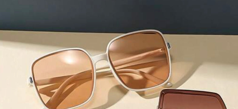 Lunettes solaires blanc teinté