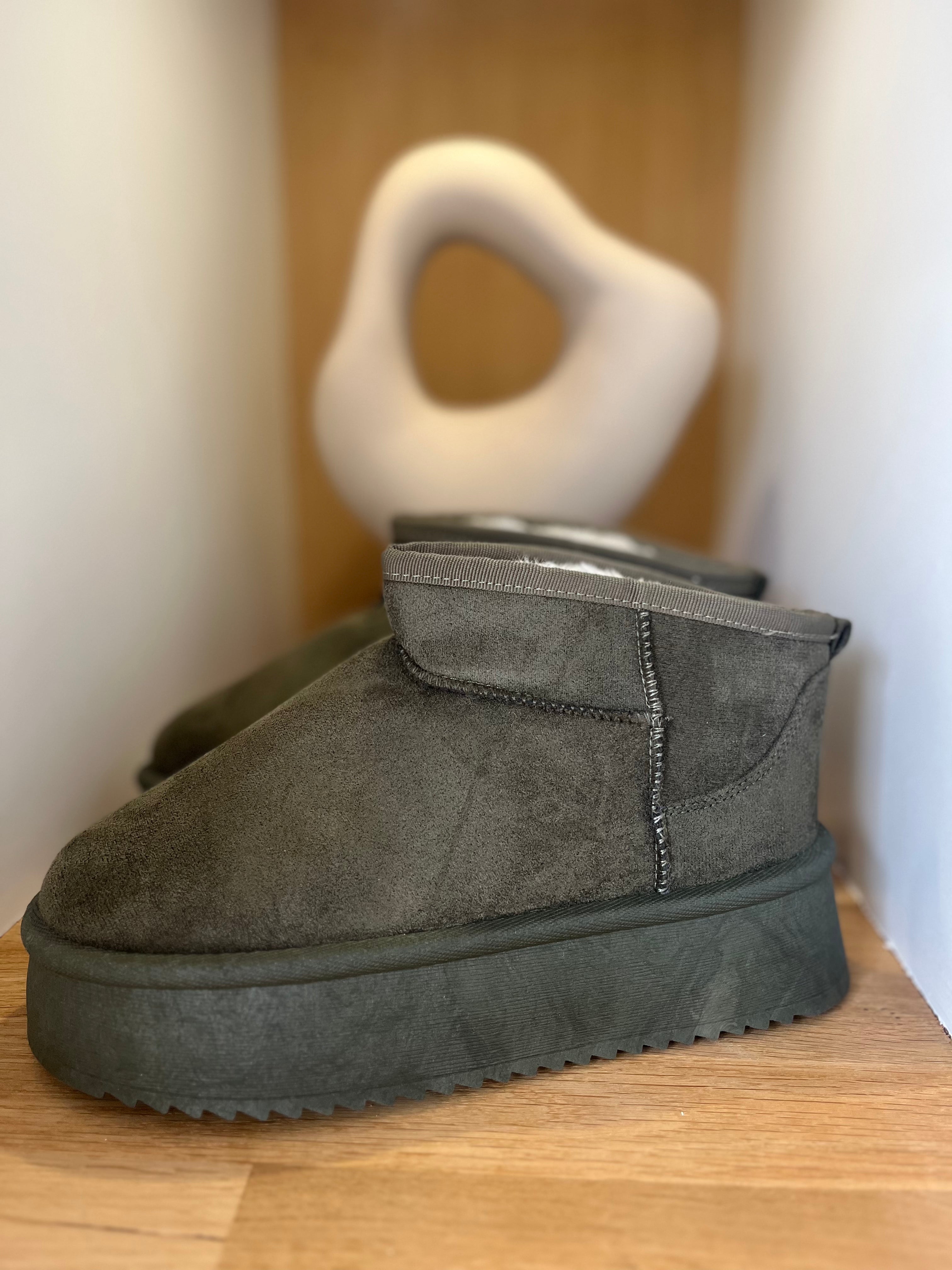 Ugg compensées Kaki